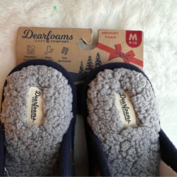 Dearfoams Mens Slippers
Sz M 9-10 Merry Vibes NWT 🏷 great gift! - Picture 13 of 16